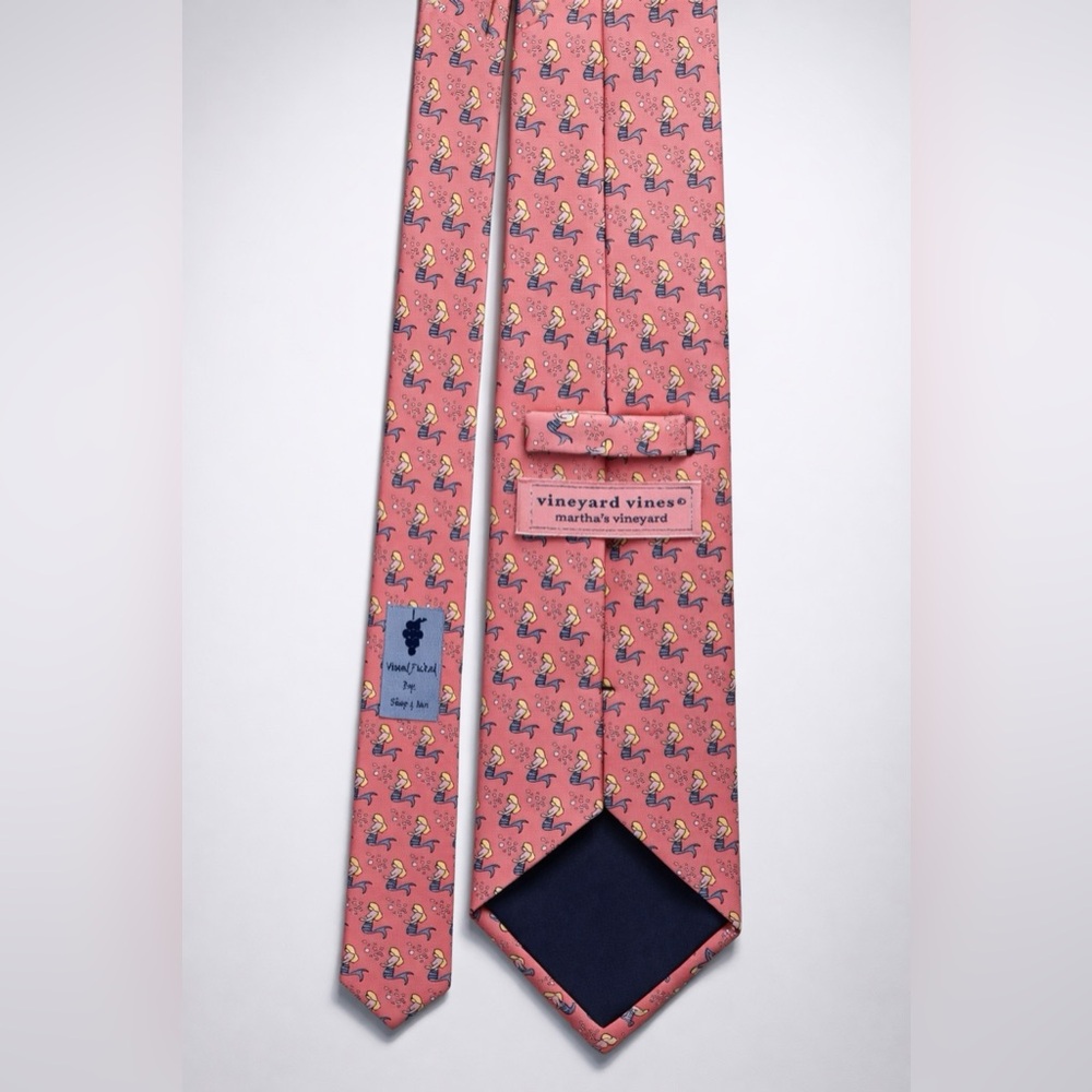 Vineyard Vines Pink Mermaid Pattern Tie - Picture 3 of 3